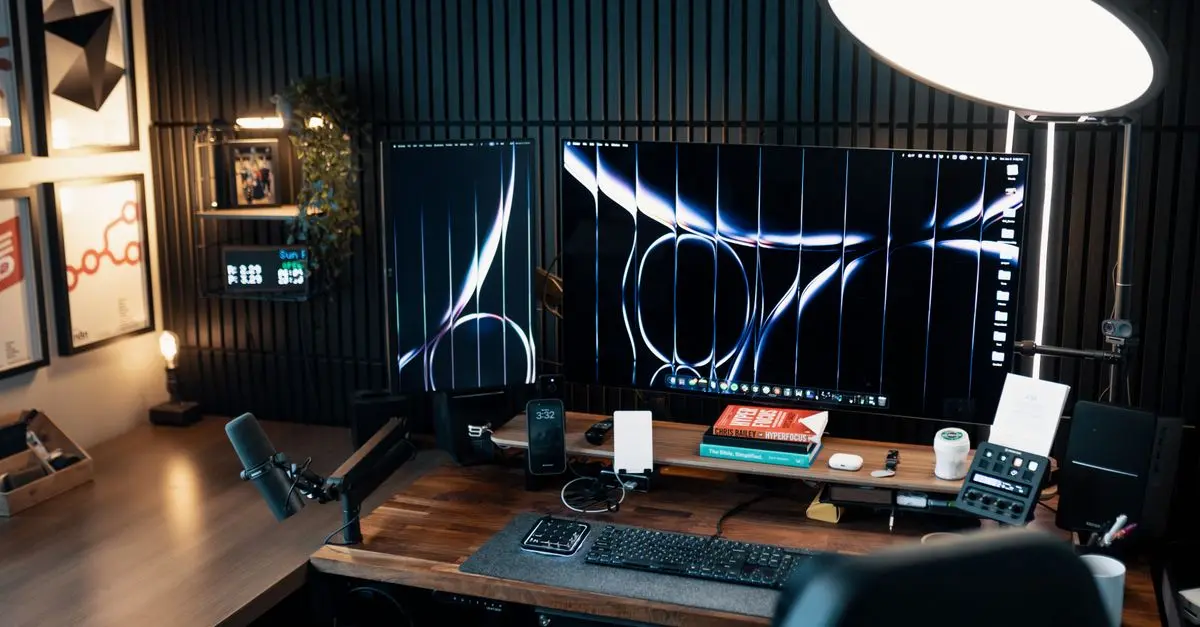 Les gadgets incontournables pour le travail hybride